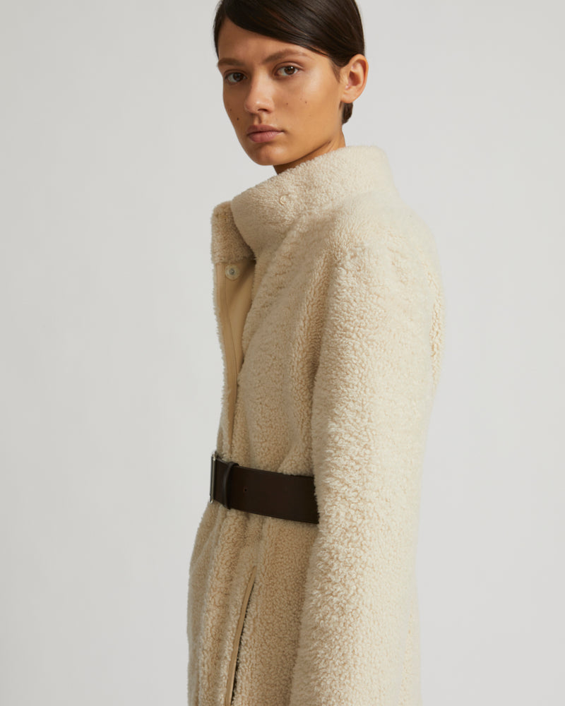 Long coat in merinillo wool