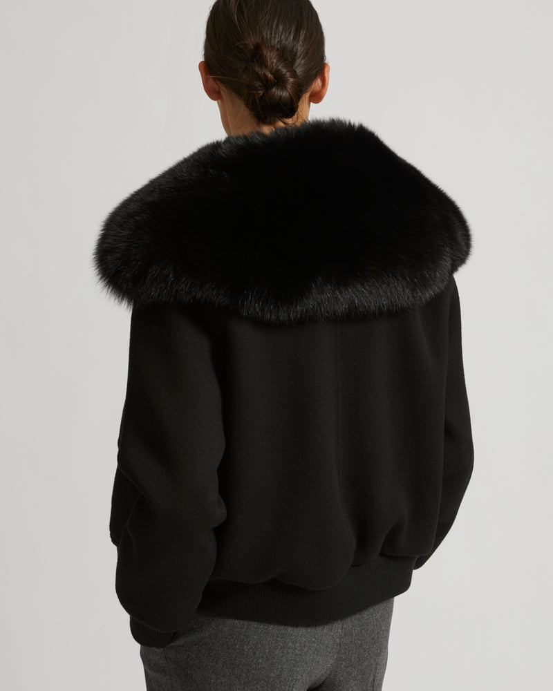 Cropped jacket in cashmere wool with fox fur collar - black - Yves Salomon
