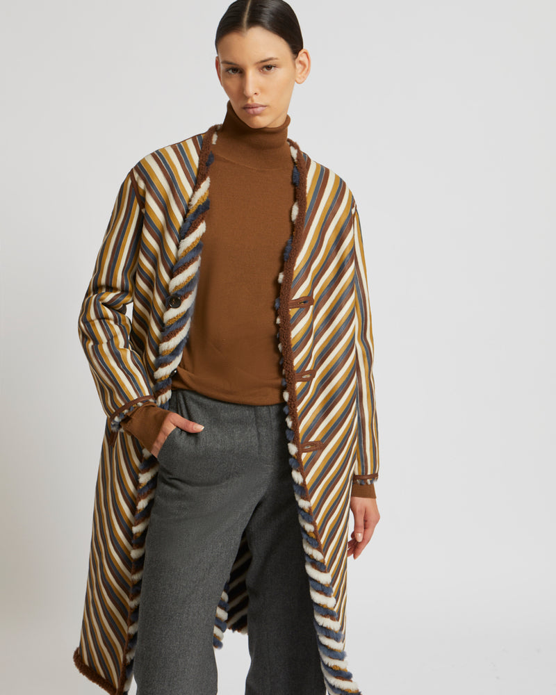 Long belted coat in merino and merinillo wool