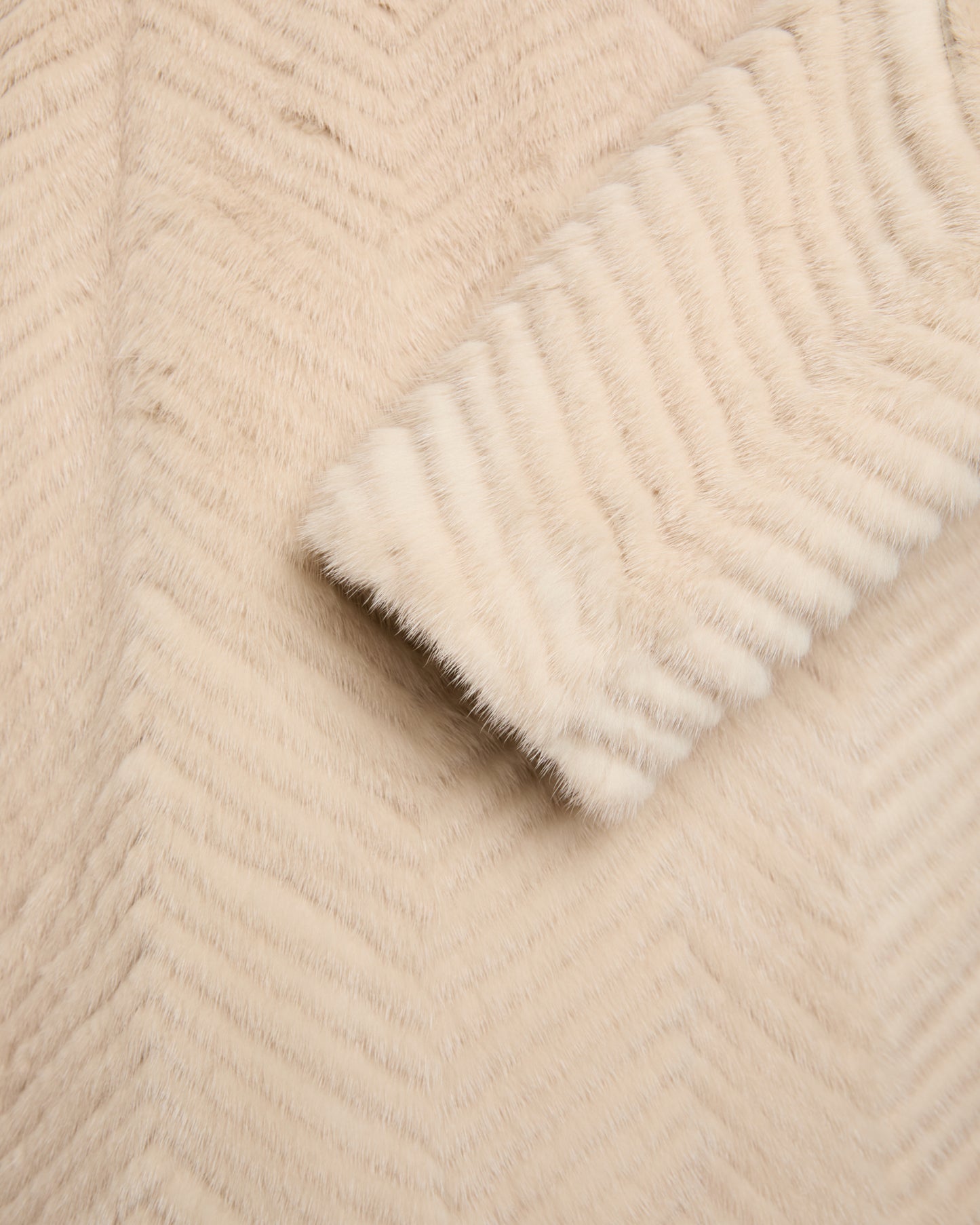 Long coat in Merino knit and mink fur -Yves Salomon