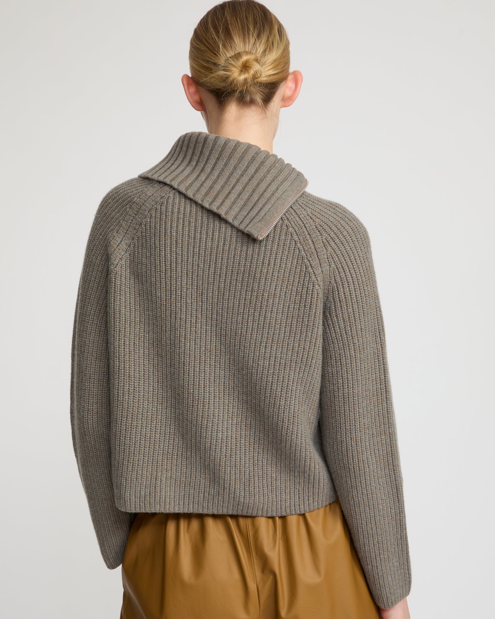 Iconics | Women's Knitwear