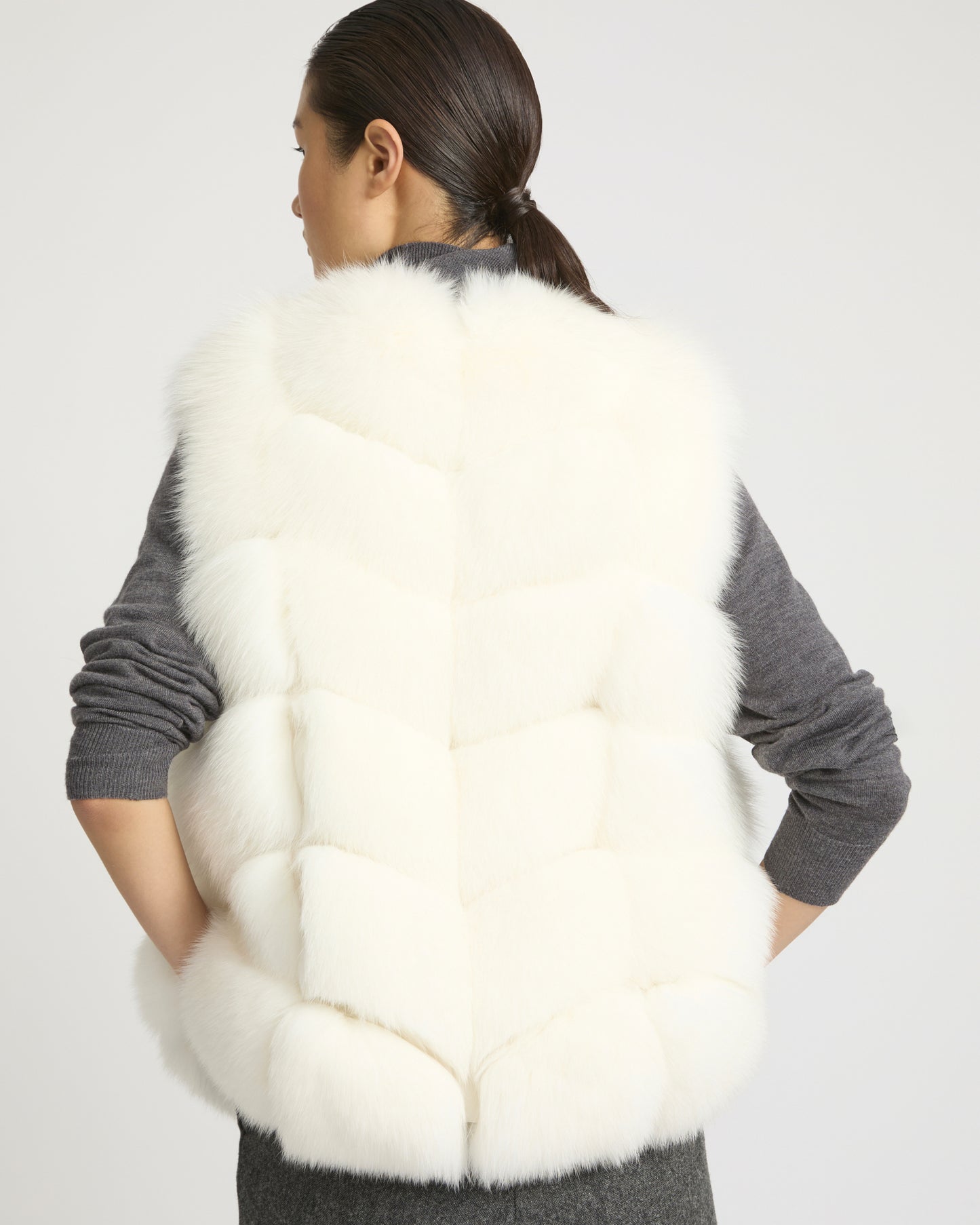 Sleeveless fox gilet -Yves Salomon