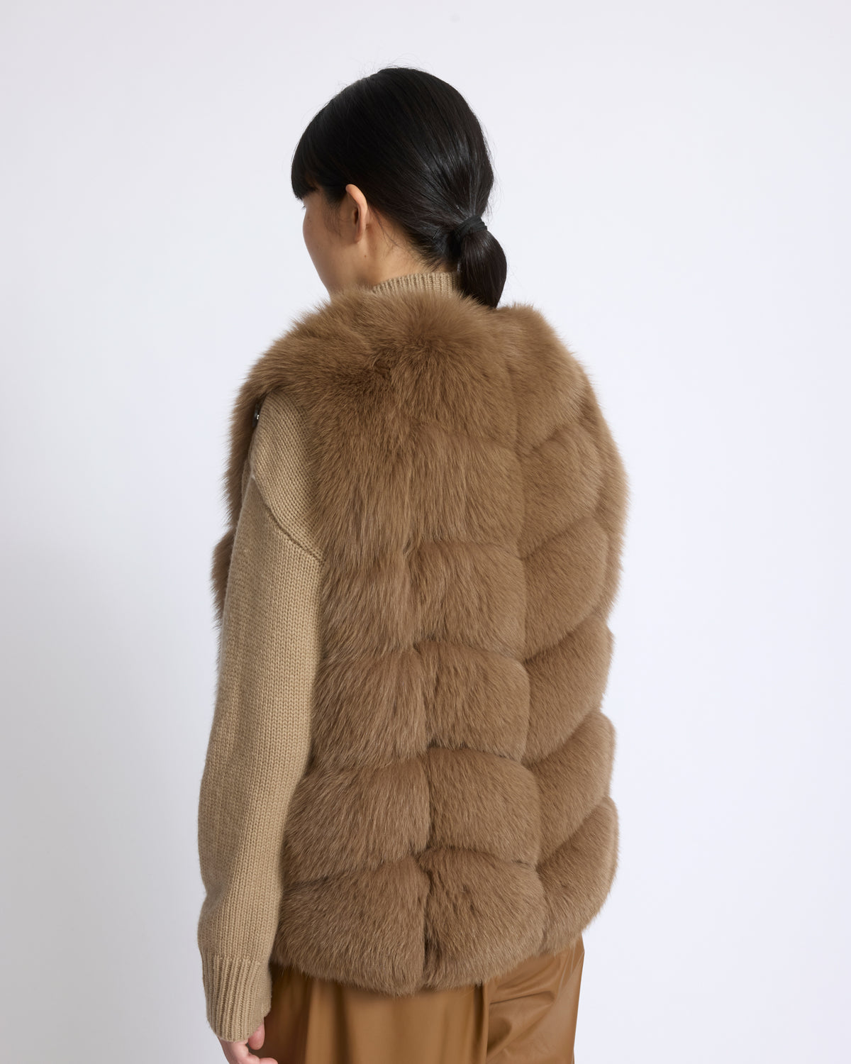 Sleeveless fox fur vest - Yves Salomon - New Fall/Winter Collection