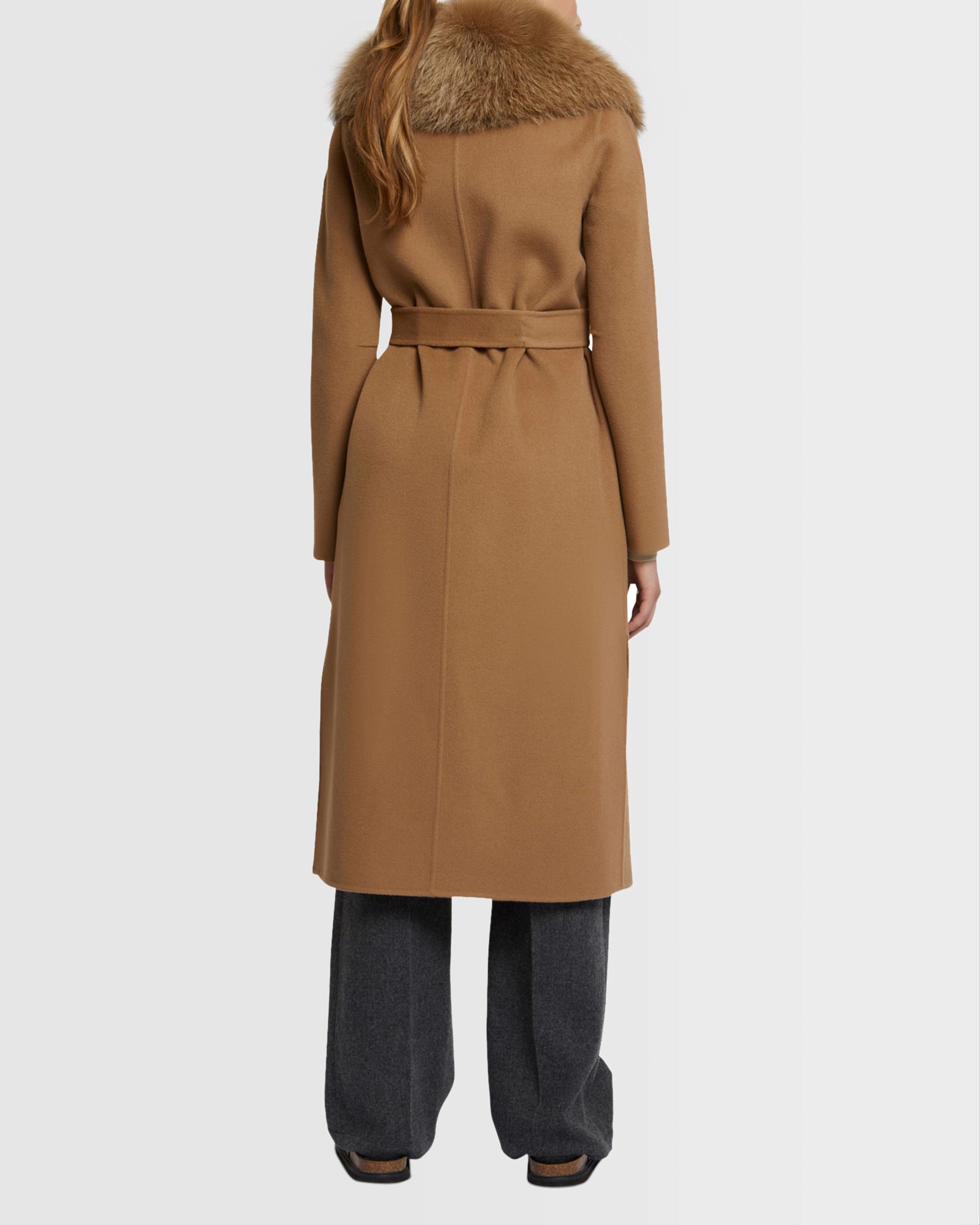 nonnative PLOUGHMAN LONG COAT Pliantex® Long cashmere coat with fox fur collar - camel - Yves Salomon