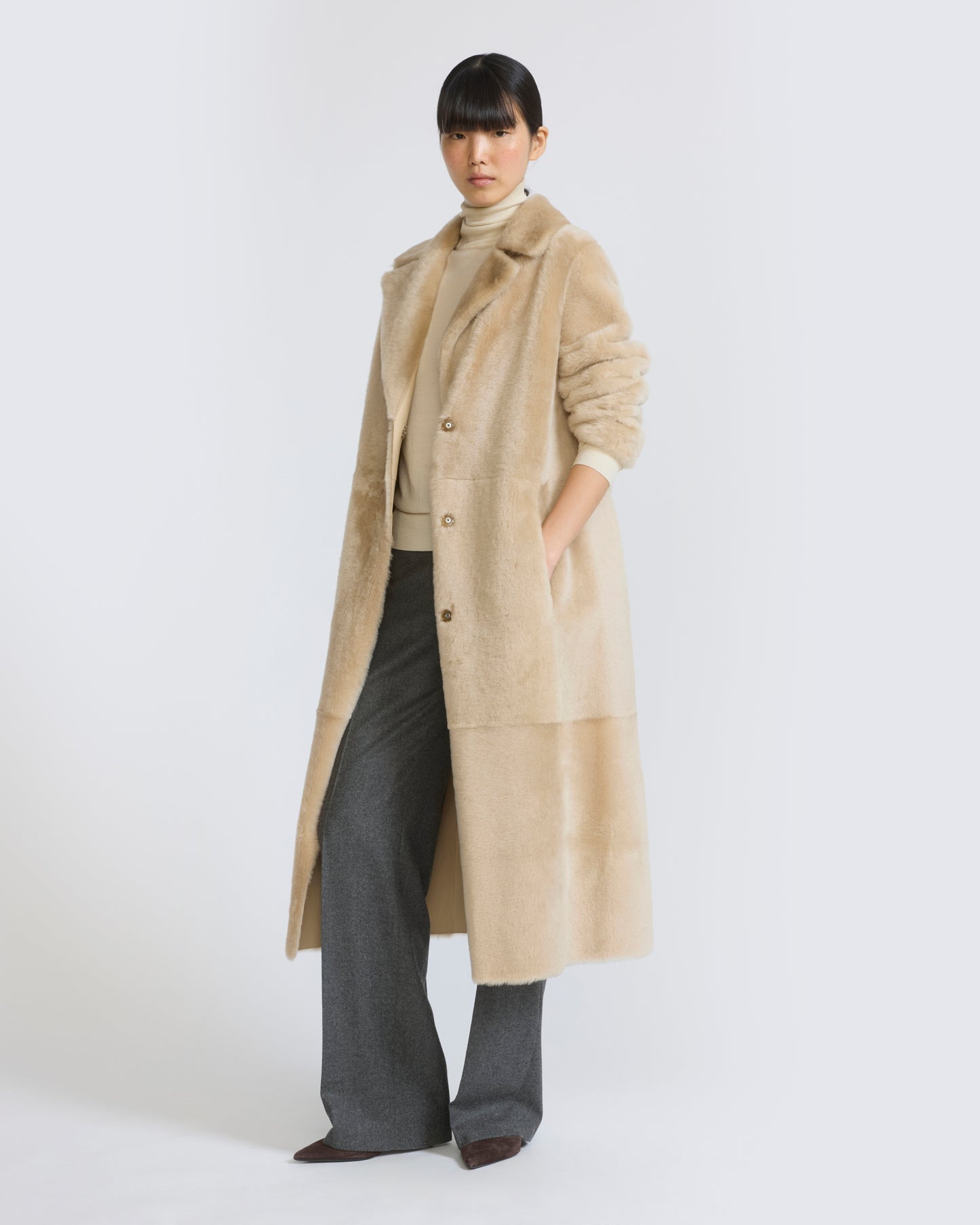 Reversible belted long shearling coat - Yves Salomon - New Fall/Winter Collection
