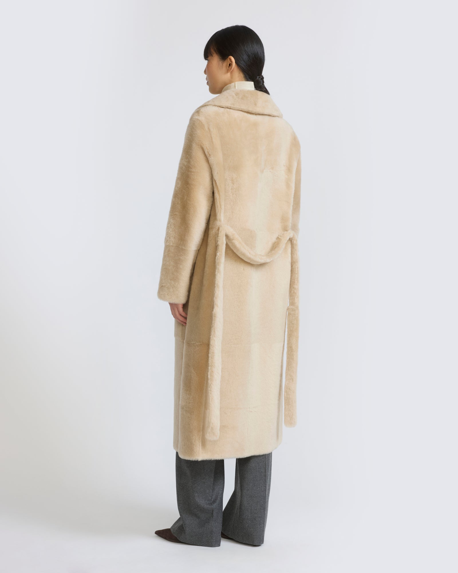 Reversible belted long shearling coat - Yves Salomon - New Fall/Winter Collection