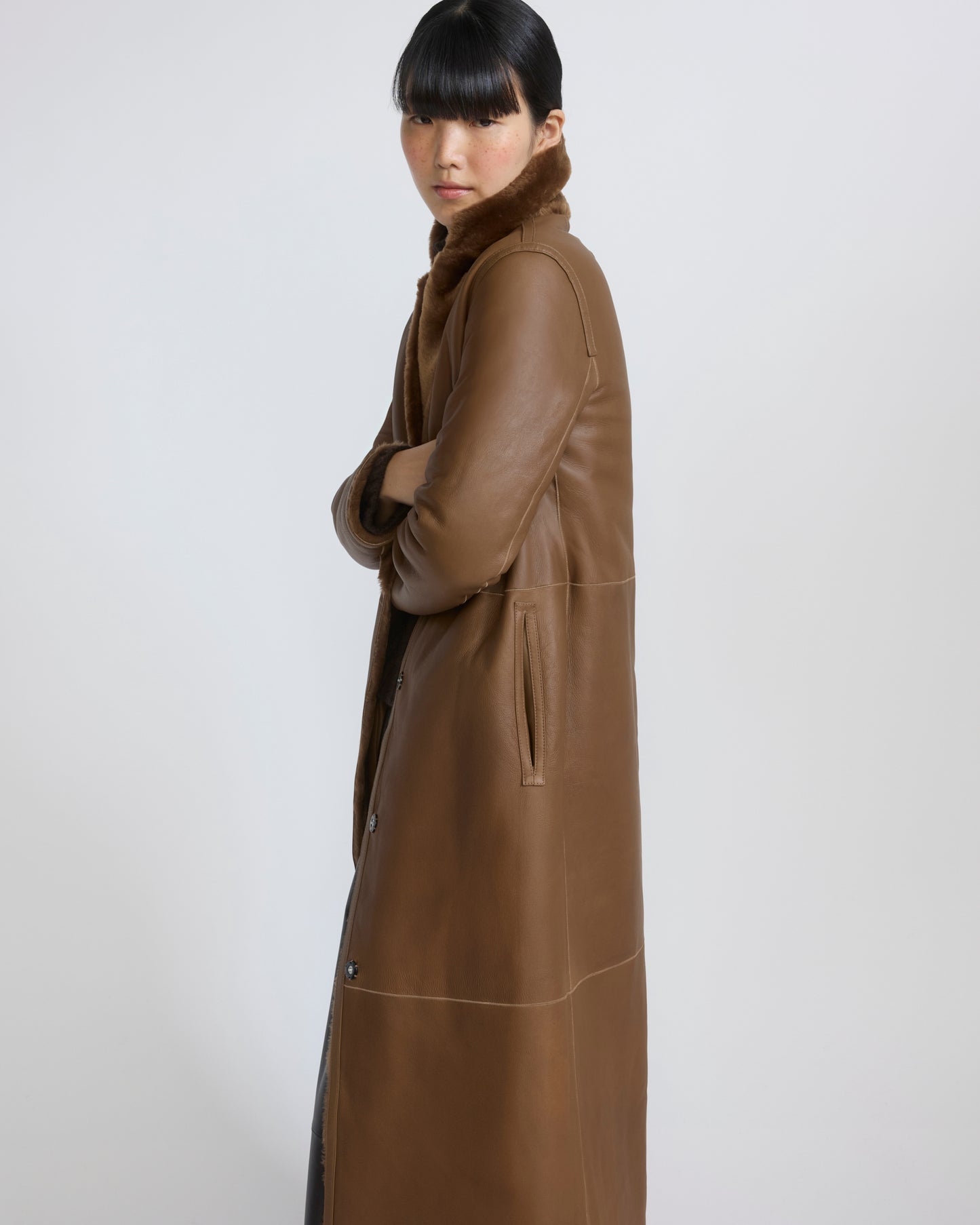Long reversible lambskin shearling coat - Yves Salomon - New Fall/Winter Collection