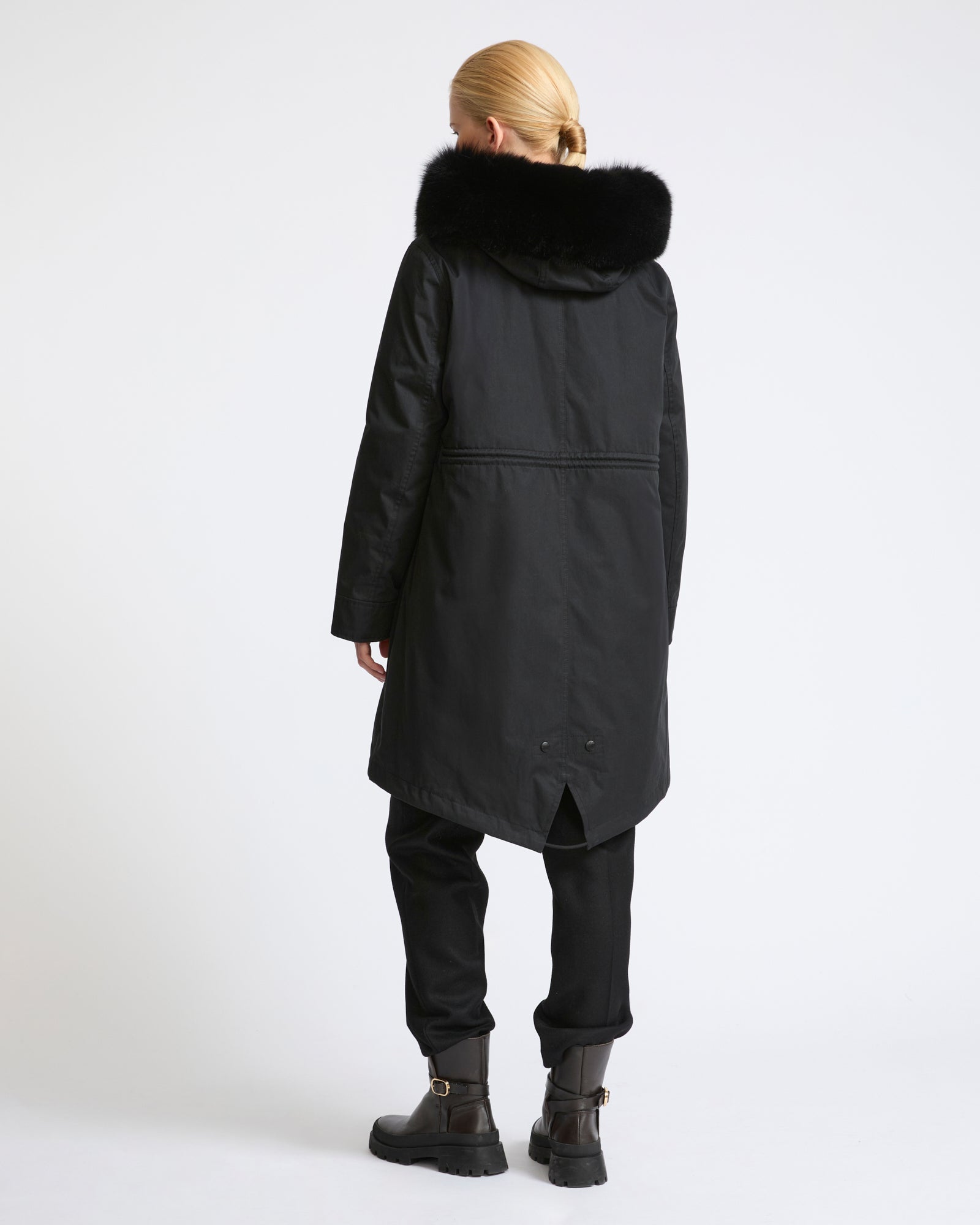 Long Iconic parka in waterproof cotton blend with fox and rabbit fur - Yves Salomon - New Fall Winter Collection