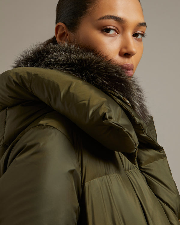 3/4 down jacket in water-repellent technical fabric with fox fur collar trim
