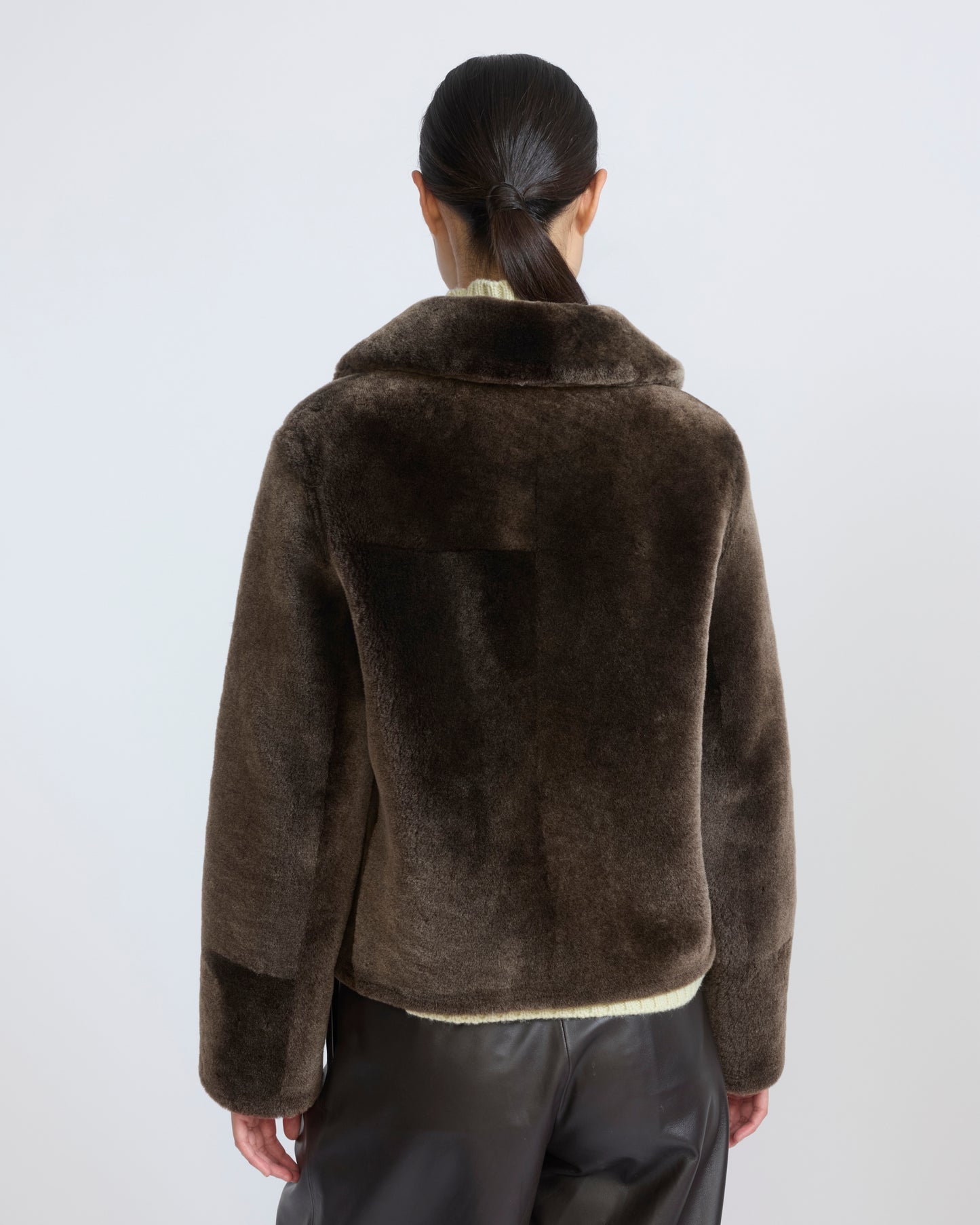 Short jacket in shearling merino lambskin - Yves Salomon - New Fall/Winter Collection