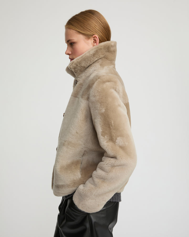 Short reversible jacket in merino lambskin -Yves Salomon