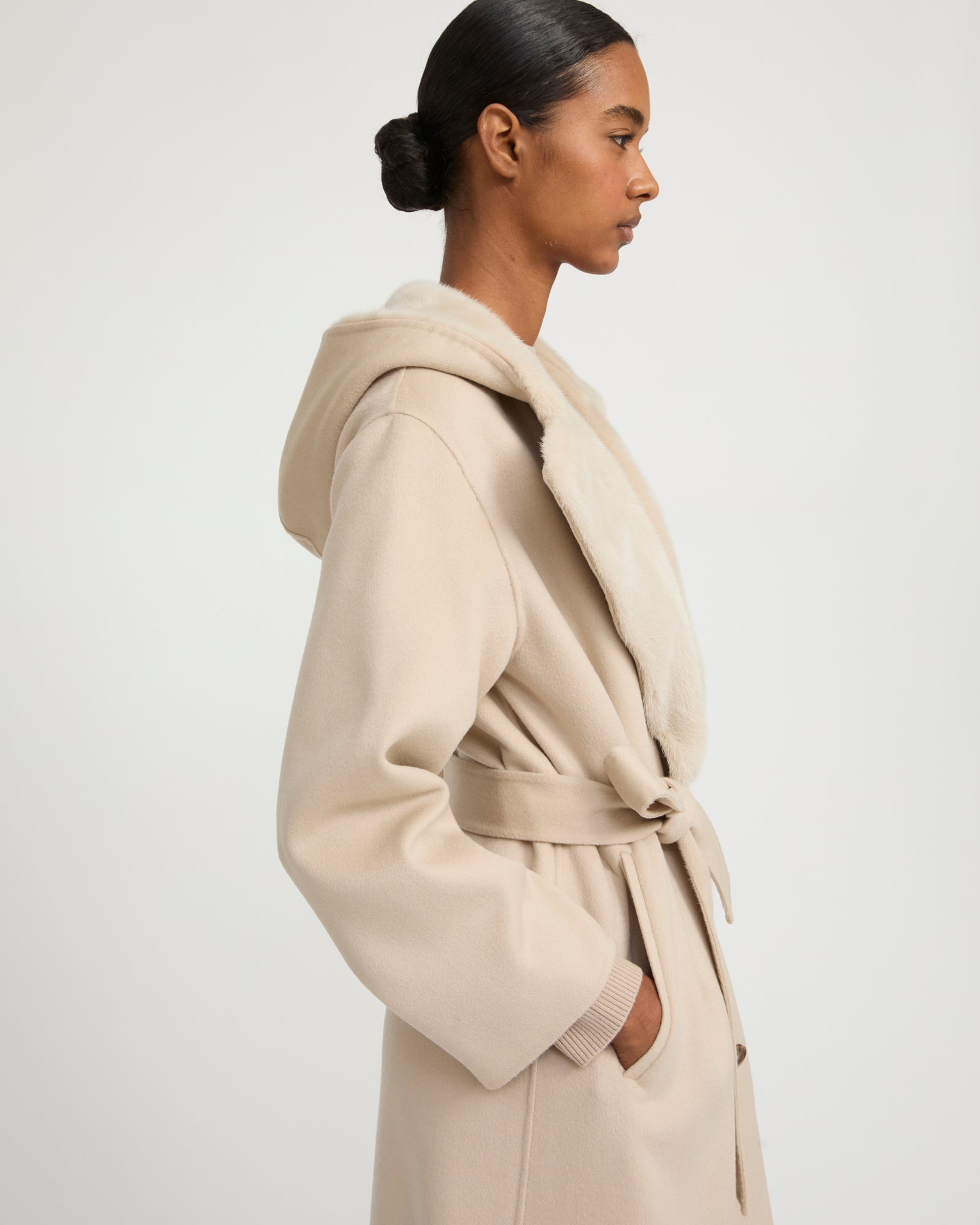 Long coat in cashmere wool with mink fur hood -Yves Salomon