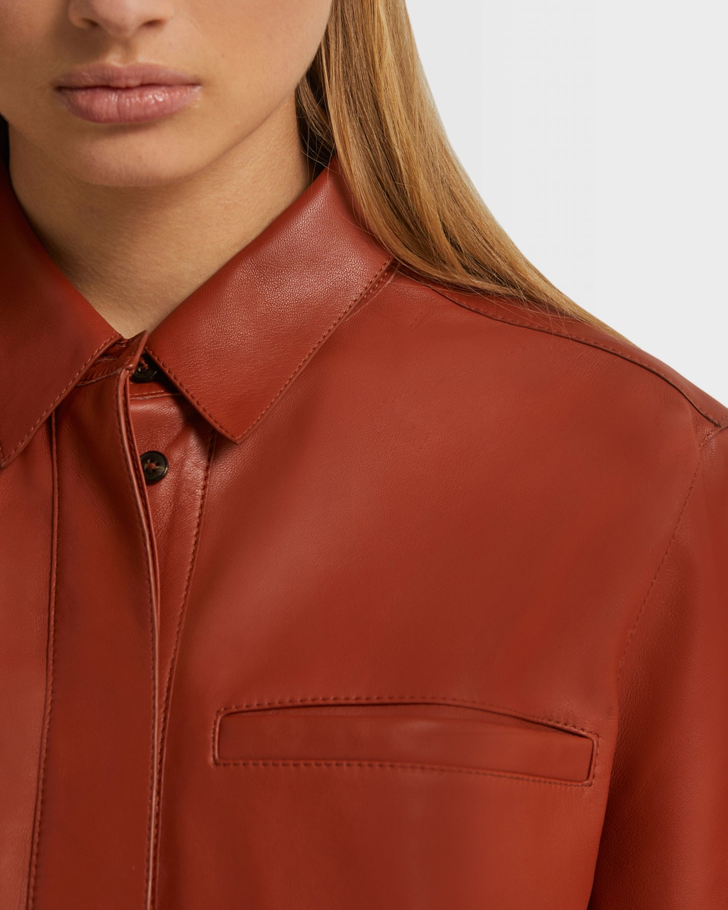 Cropped shirt with short sleeves in lamb leather -Yves Salomon