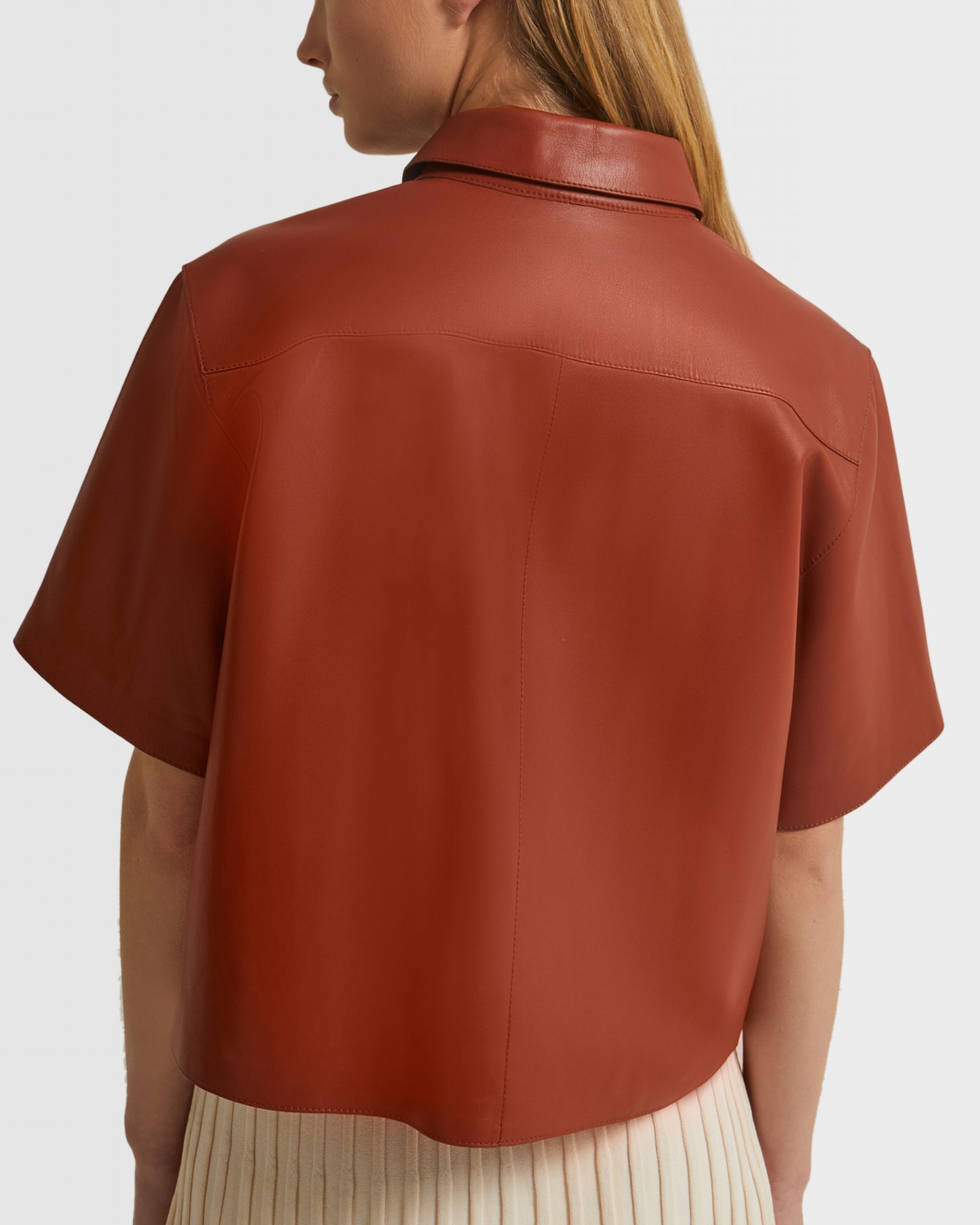 Cropped shirt with short sleeves in lamb leather -Yves Salomon