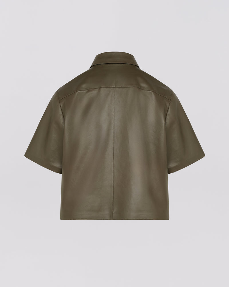 Cropped shirt with short sleeves in lamb leather