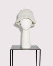 Curly merino bucket hat