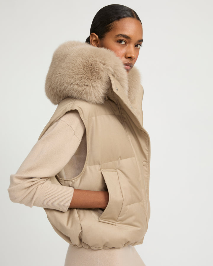 Flannel gilet with fox fur collar