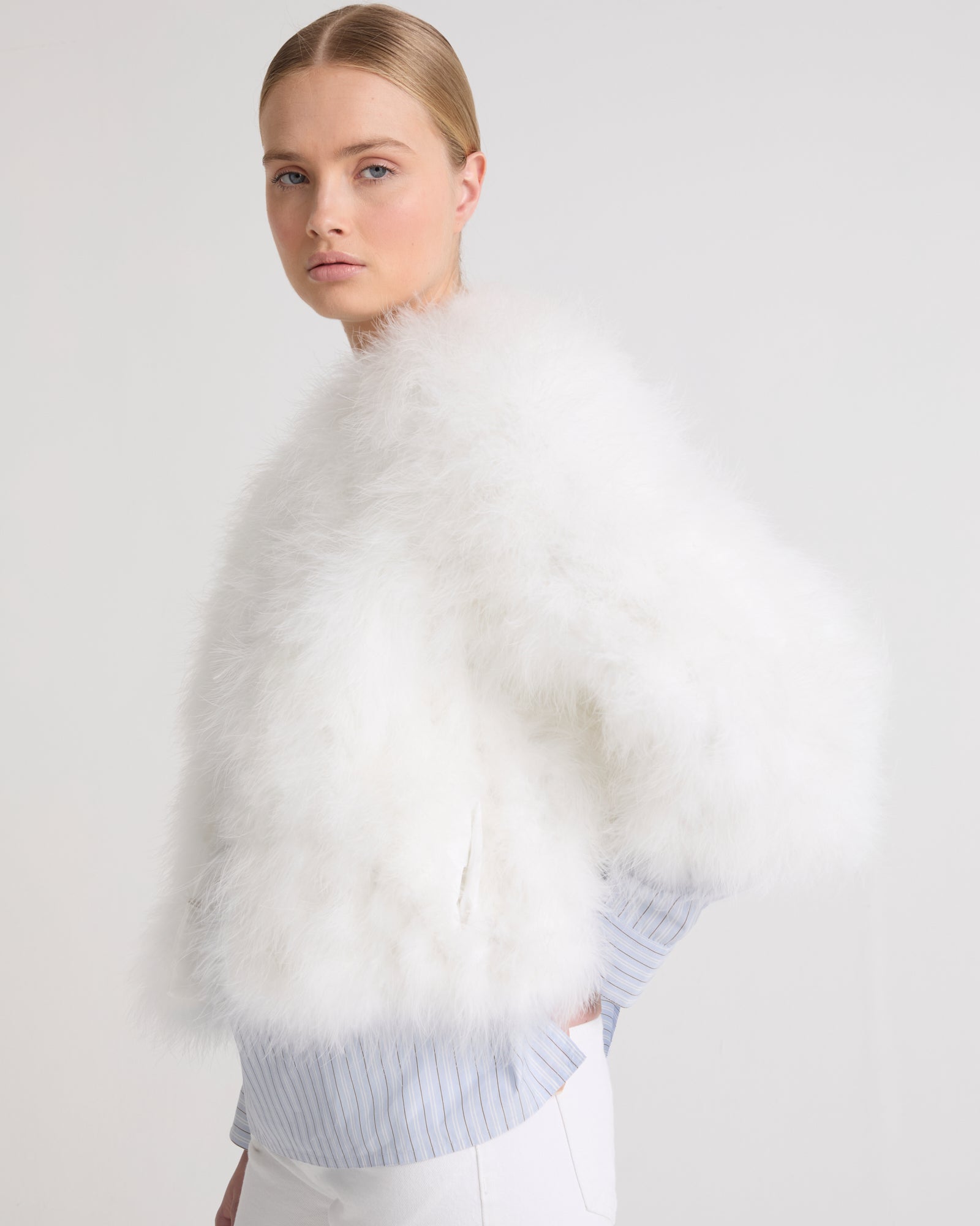 Cropped feather jacket - white - Yves Salomon – Yves Salomon UK