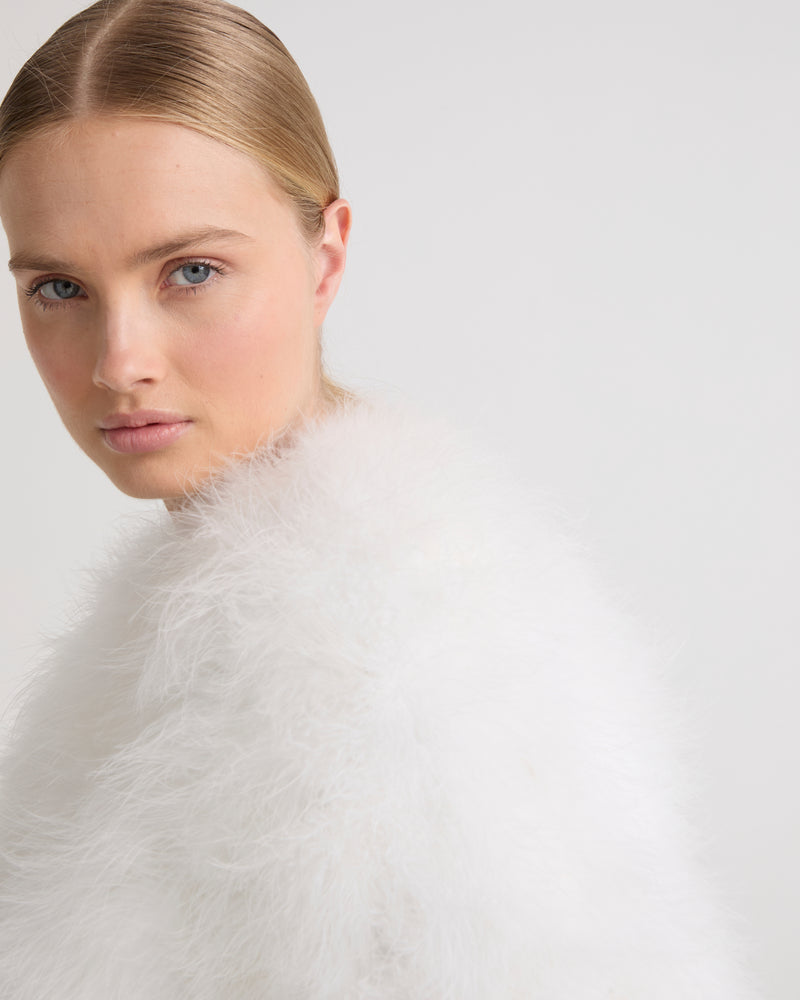 Short feather jacket