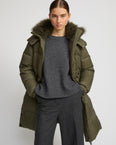 7/8 Long down jacket in water-repellent technical fabric with collar trim in fluffy lambswool