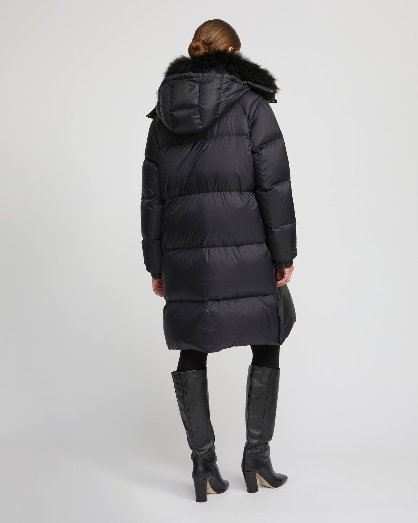 7/8 Long down jacket in water-repellent technical fabric with collar trim in fluffy lambswool