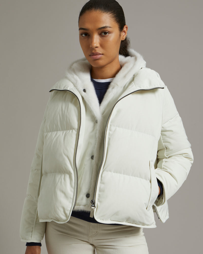 A line down jacket in technical fabric with long-haired mink hooded bib - white - Yves Salomon