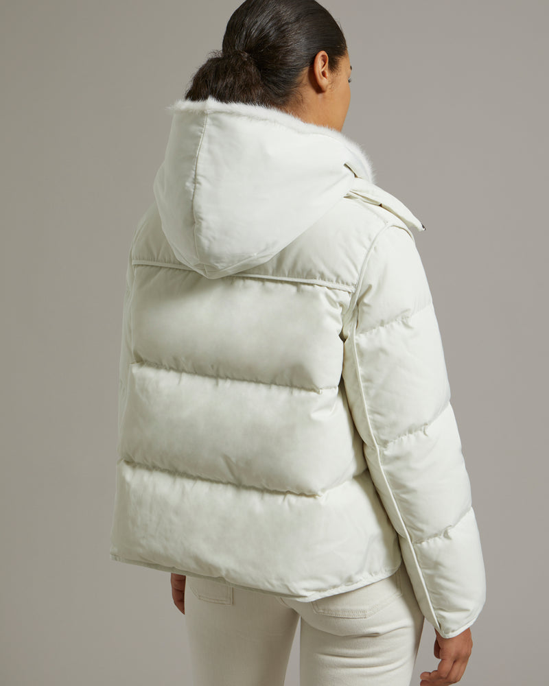 A line down jacket in technical fabric with long-haired mink hooded bib - white - Yves Salomon