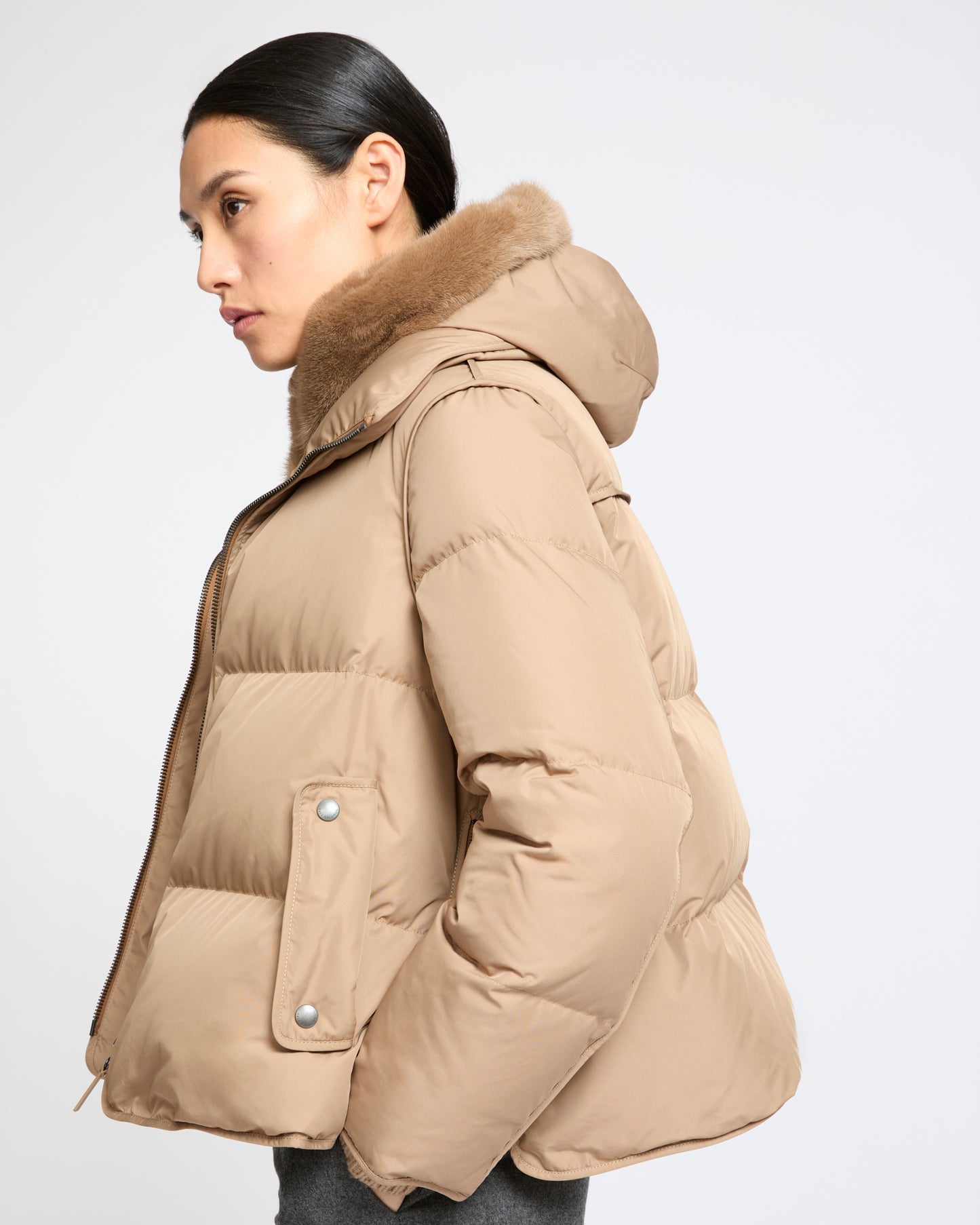 Iconic "A" line down jacket with mink fur hooded bib - Yves Salomon - New Fall Winter Collection