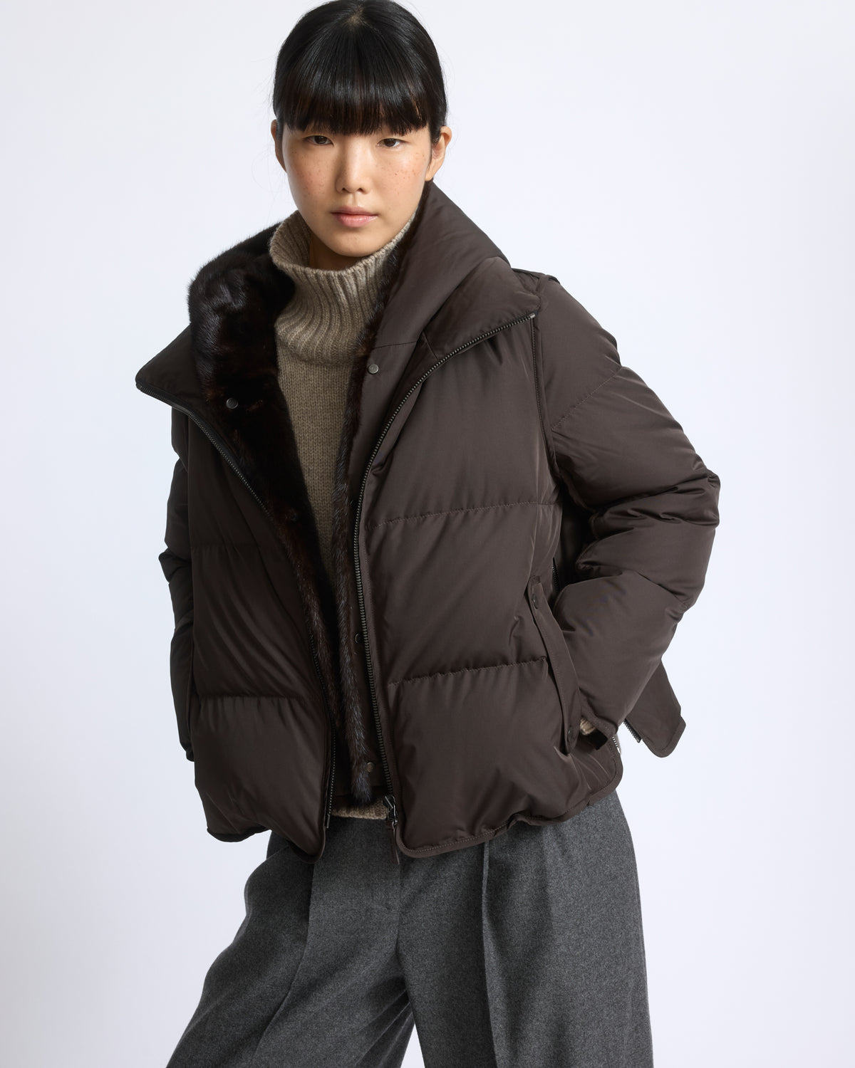 Iconic "A" line down jacket with mink fur hooded bib - Yves Salomon - New Fall/Winter Collection
