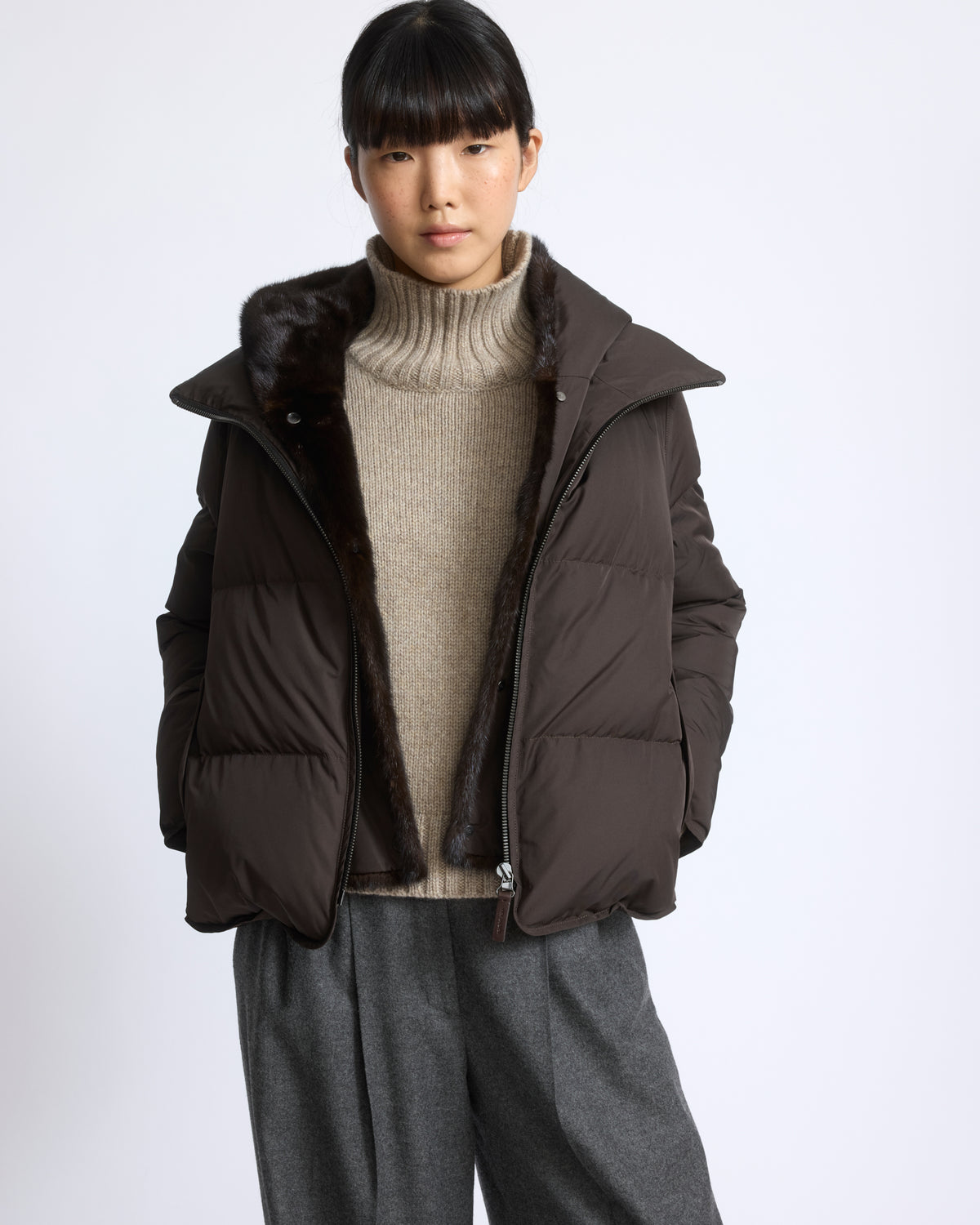 Iconic "A" line down jacket with mink fur hooded bib - Yves Salomon - New Fall/Winter Collection