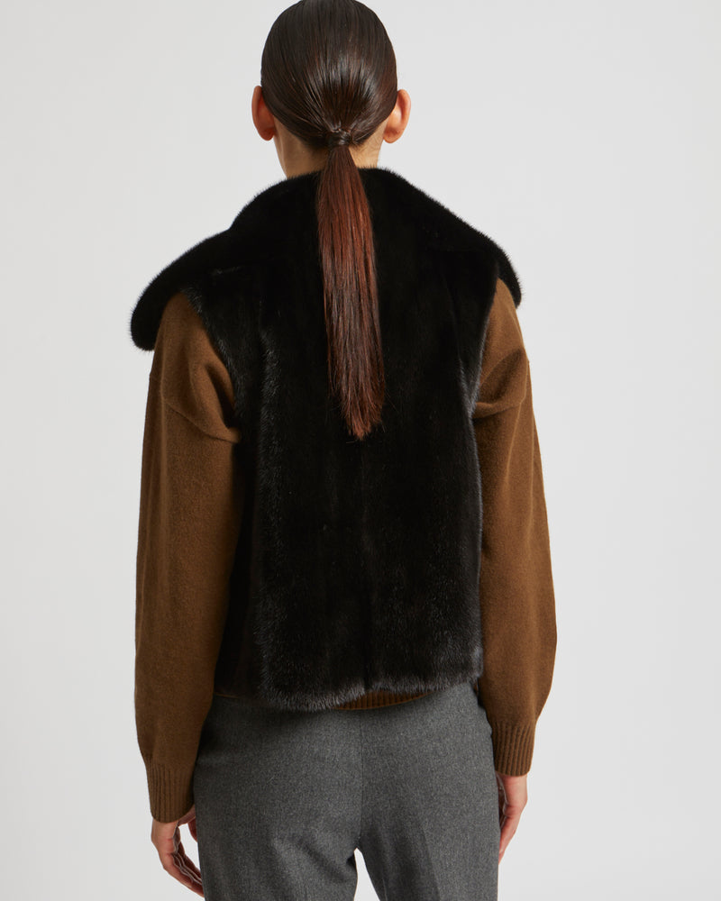 Short gilet in long-haired mink fur