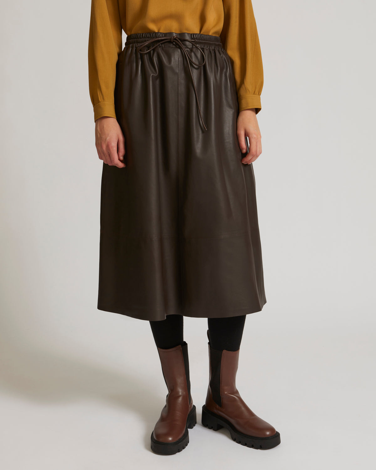 Summer sale -  Flared skirt in lamb leather - Yves Salomon
