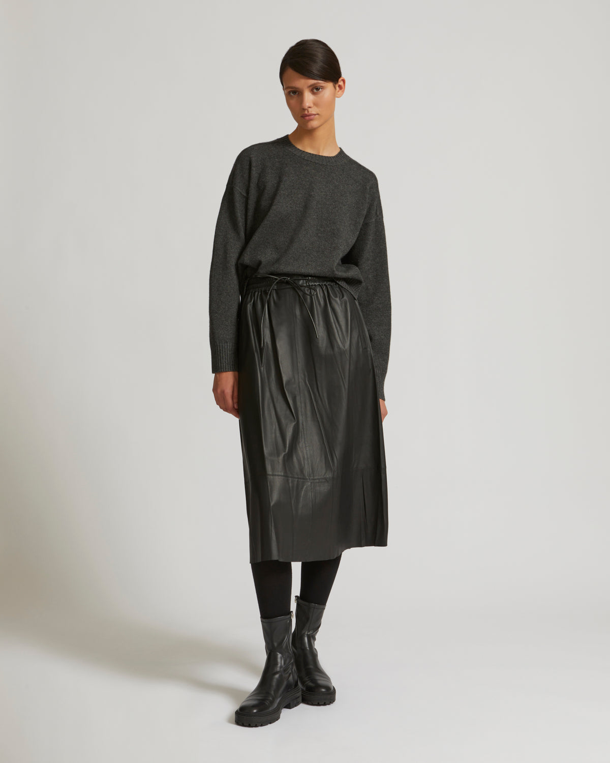 Summer sale -  Flared skirt in lamb leather - Yves Salomon