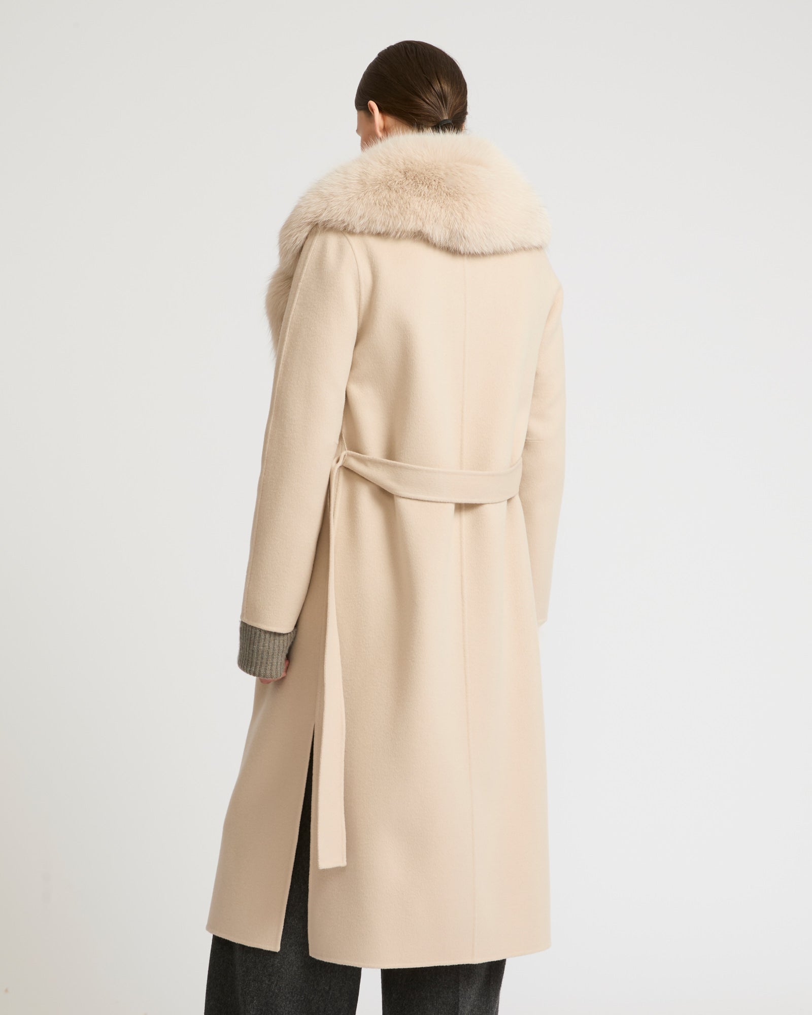 semoh Wool×Cashmere Belted Coat セモー コート Belted coat in cashmere wool with fox fur collar and lapel - beige