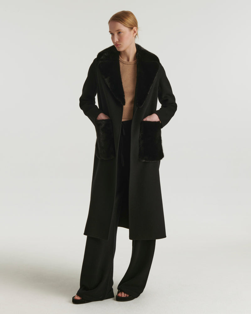 Belted coat in cashmere wool with mink fur collar and over-pockets - black - Yves Salomon