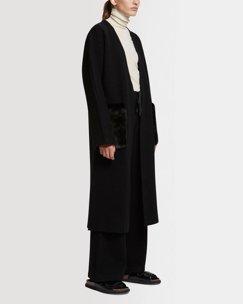 Long knit cardigan with mink fur over-pockets