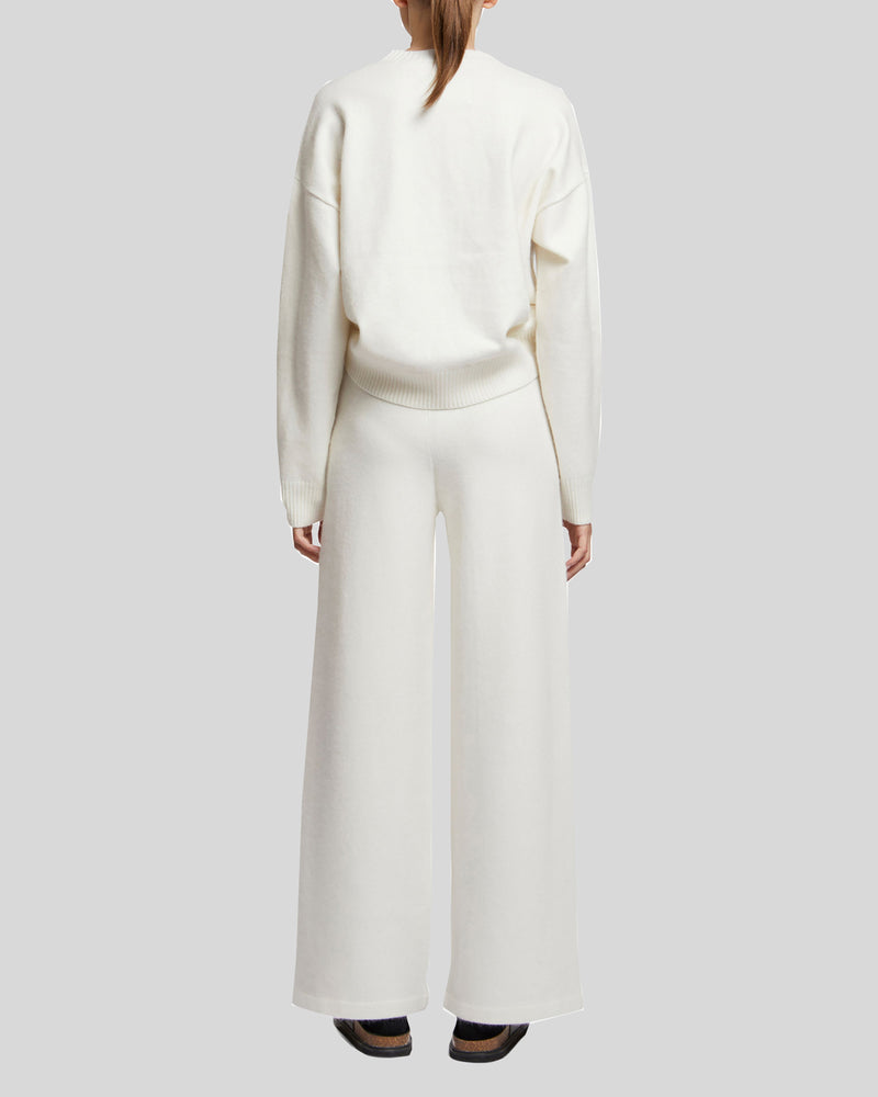 Wide-leg knit trousers