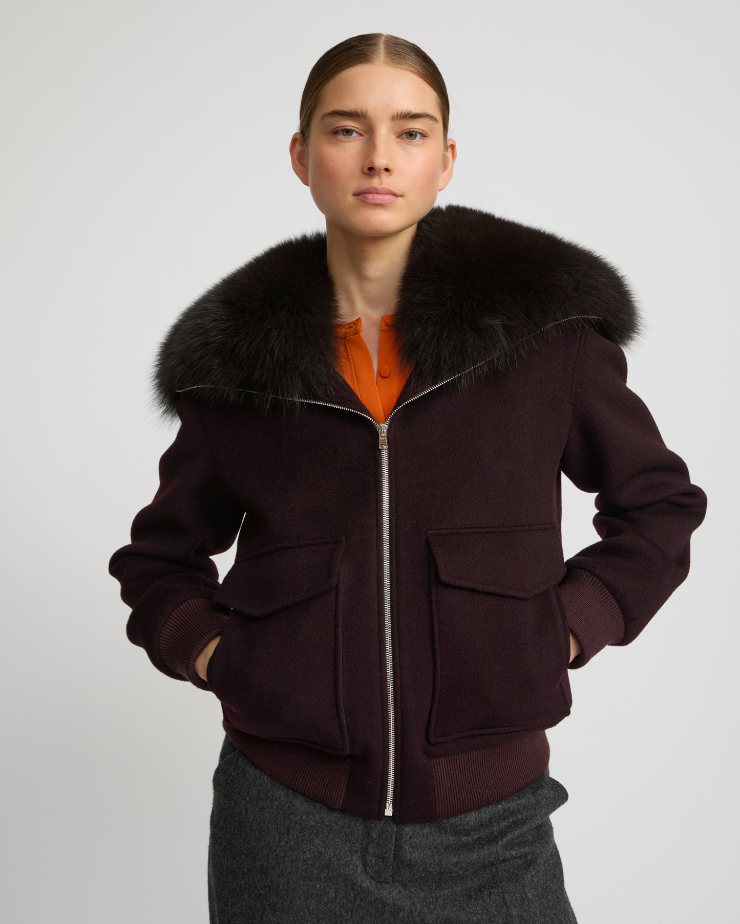 Cropped jacket in cashmere wool with fox fur collar