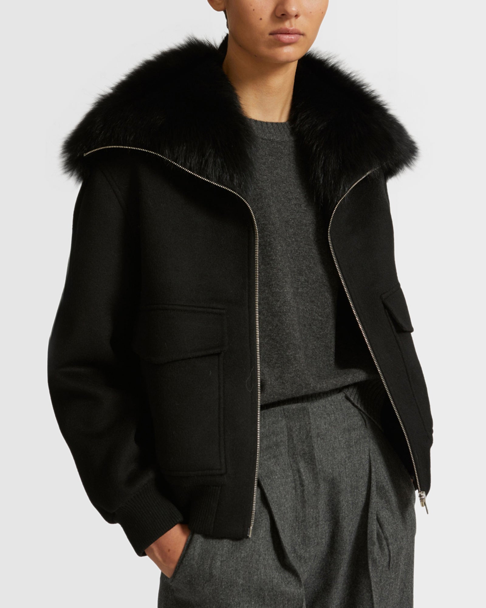 Cropped jacket in cashmere with fox fur collar - black - Yves