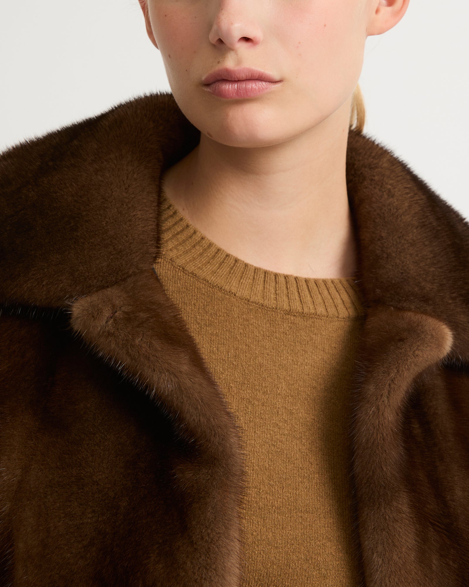 Short jacket in long-haired mink fur - brown - Yves Salomon – Yves