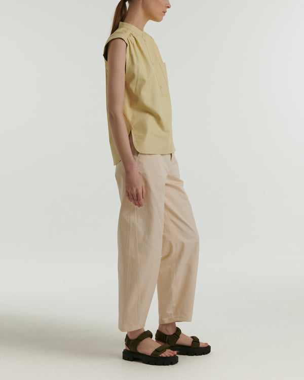 Sleeveless lamb leather top