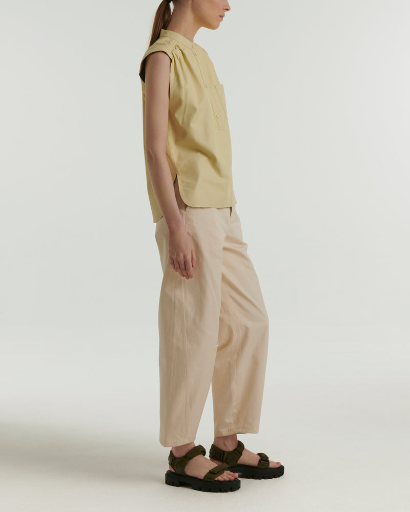 Sleeveless lamb leather top