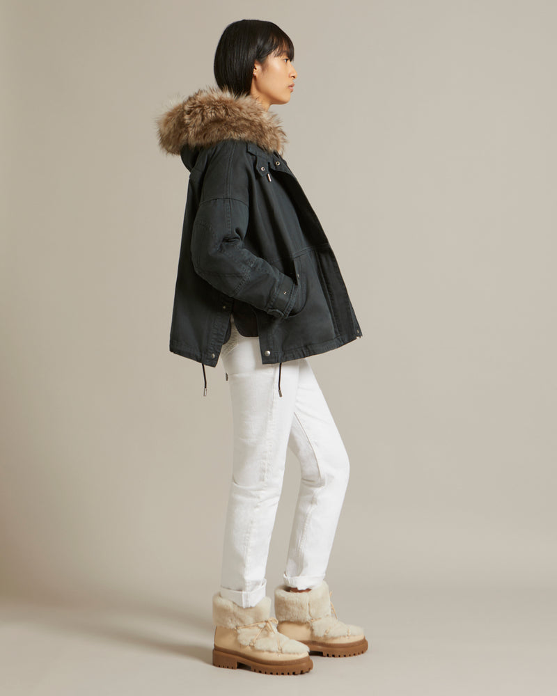 Cropped parka in cotton gabardine with fluffy lambswool hood trim