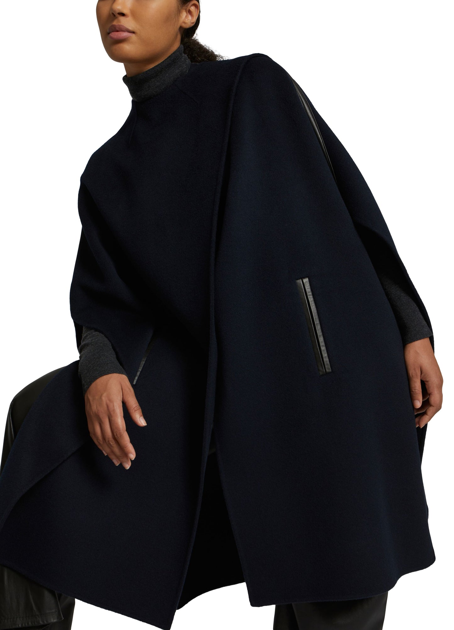 Cashmere wool cape -Yves Salomon