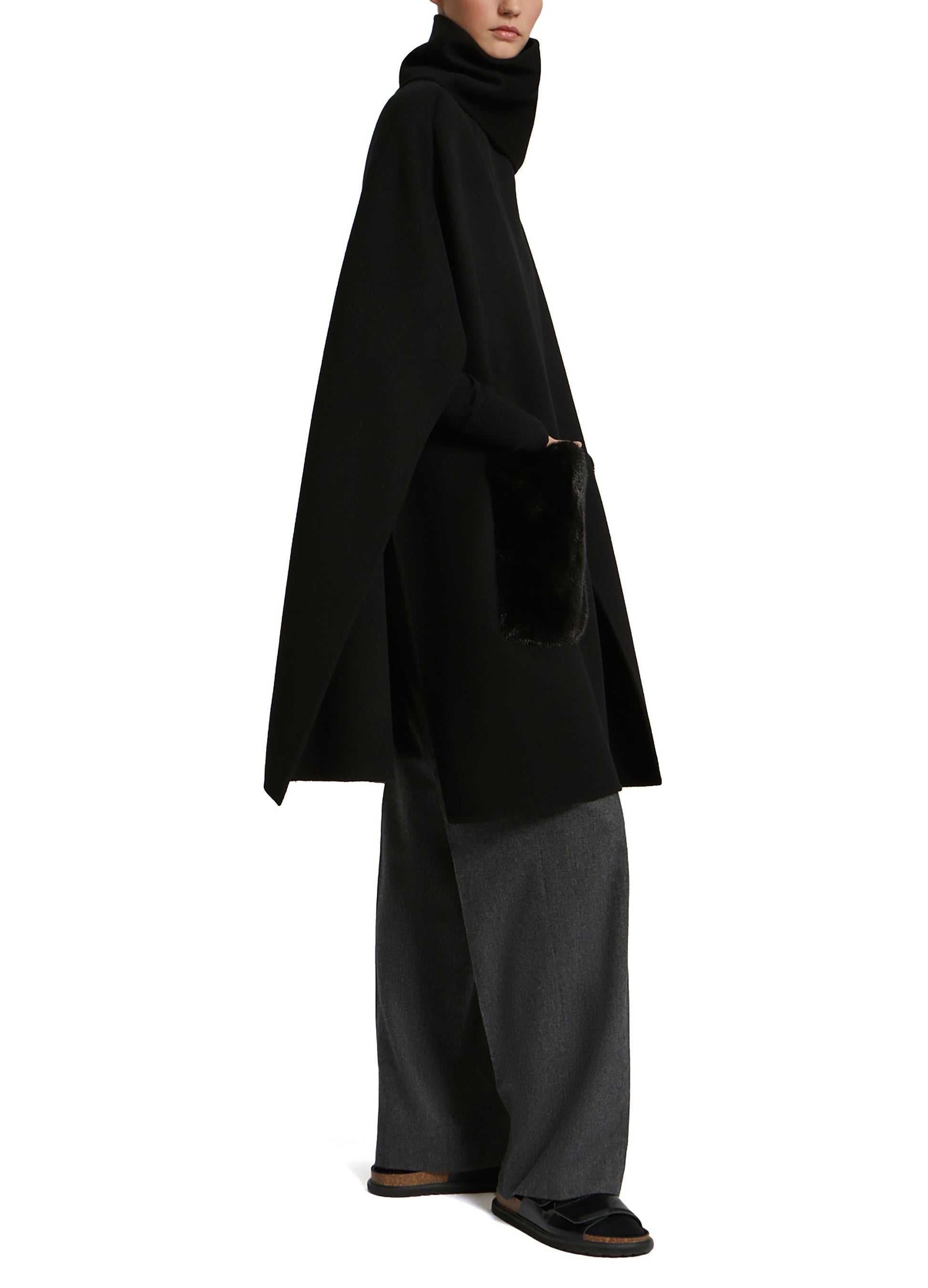 Cashmere wool cape with mink fur -Yves Salomon