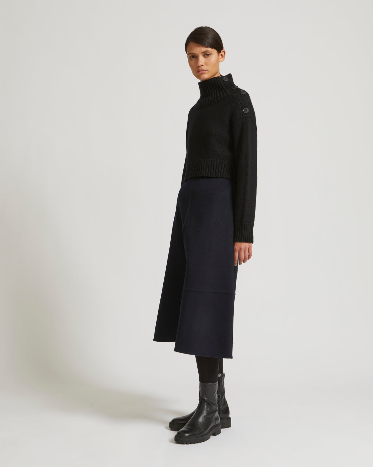 Midi skirt in cashmere wool