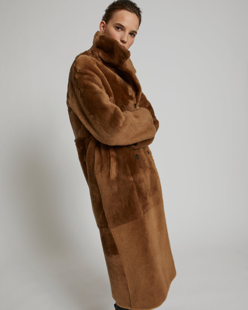 Long double-breasted shearling coat - brown - Yves Salomon