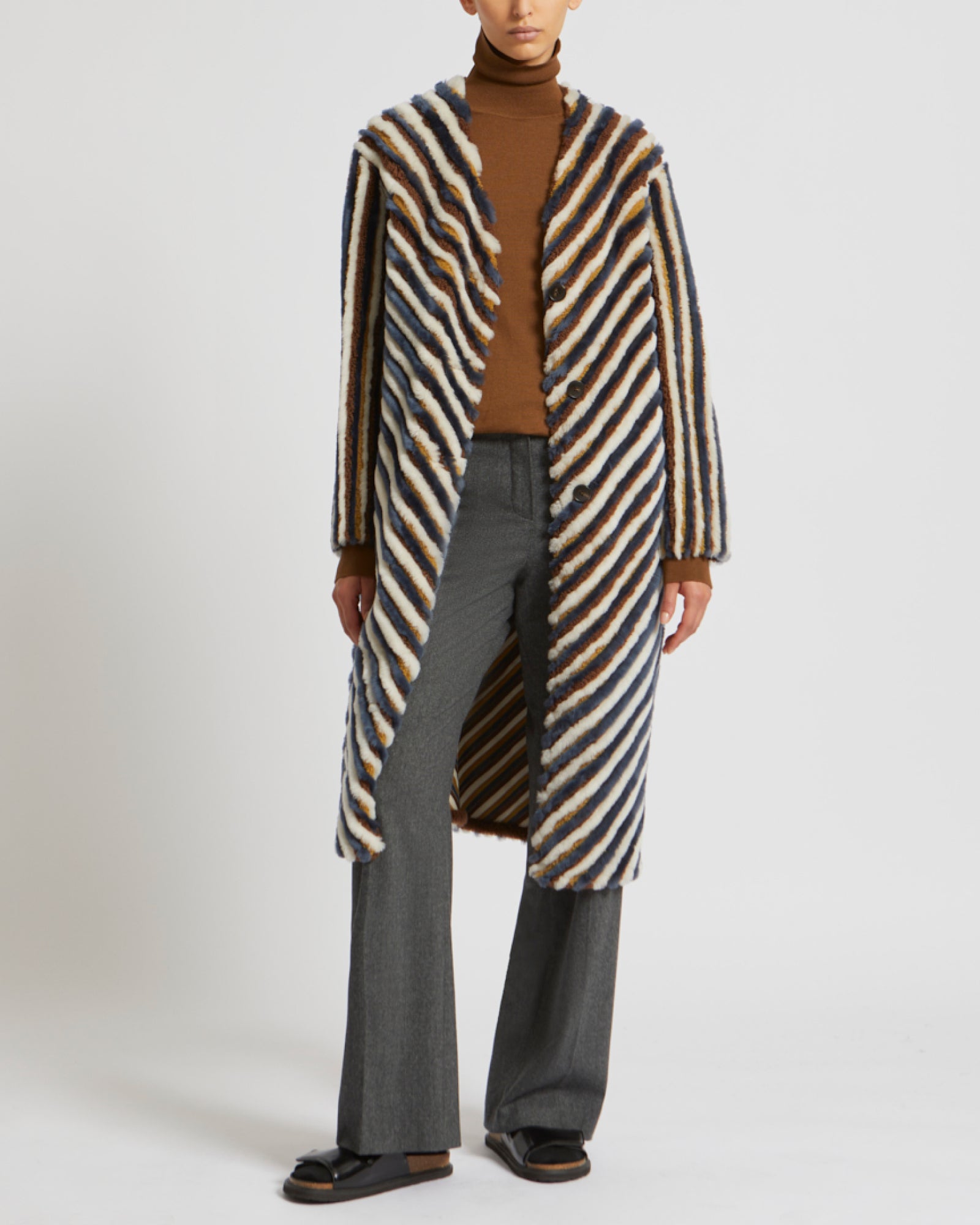 Long belted coat in merino lambskin and merinillo wool -Yves Salomon