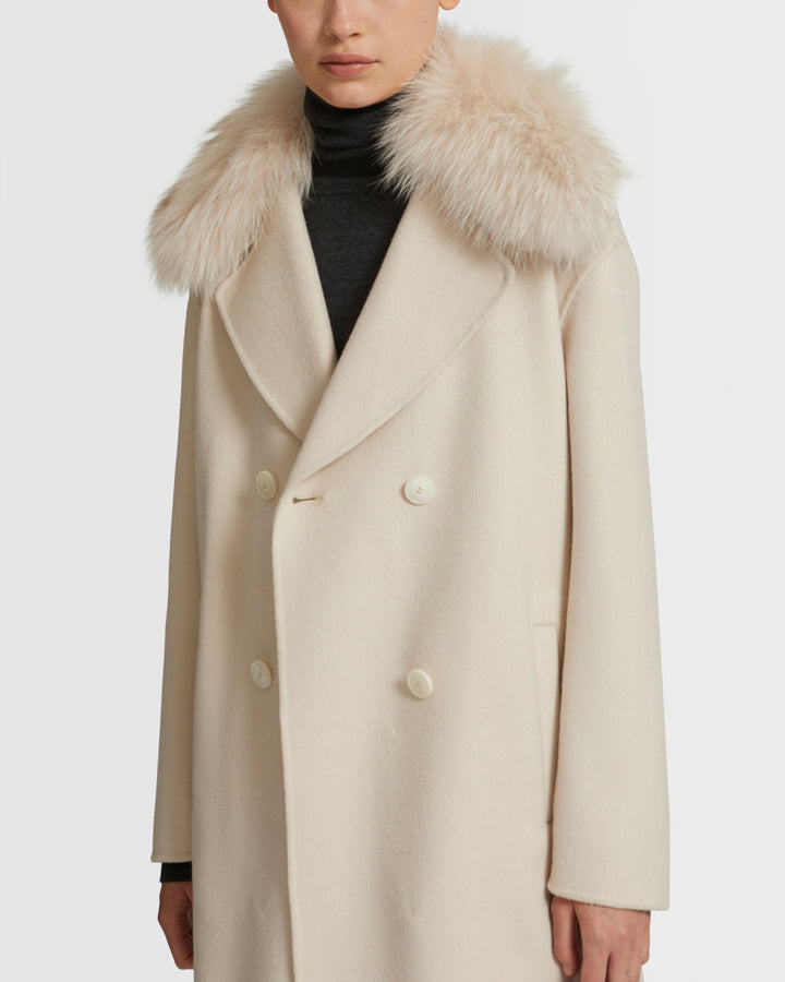 Cashmere wool peacot with fox fur collar