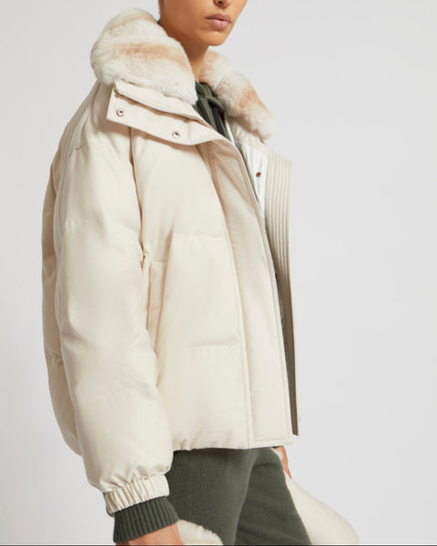 Short down jacket in waterproof flannel fabric with chinchilla fur